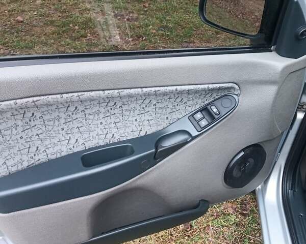 Серый ВАЗ 1119 Калина, объемом двигателя 1.6 л и пробегом 186 тыс. км за 1600 $, фото 2 на Automoto.ua