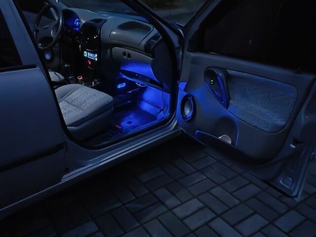 Сірий ВАЗ 1119 Калина, об'ємом двигуна 1.6 л та пробігом 180 тис. км за 1550 $, фото 6 на Automoto.ua