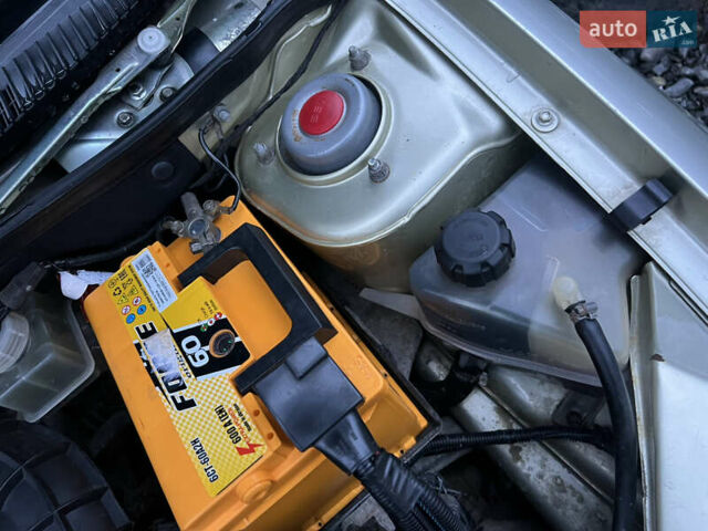Серый ВАЗ 1119 Калина, объемом двигателя 1.6 л и пробегом 60 тыс. км за 2250 $, фото 20 на Automoto.ua
