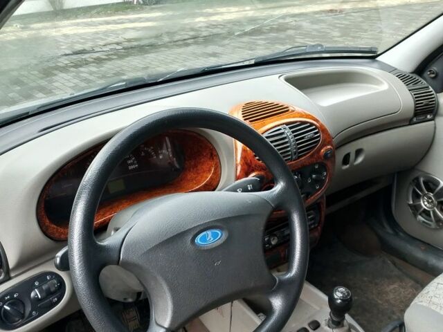 Сірий ВАЗ 1119 Калина, об'ємом двигуна 1.6 л та пробігом 120 тис. км за 1417 $, фото 8 на Automoto.ua