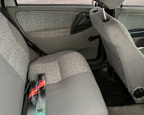 Сірий ВАЗ 1119 Калина, об'ємом двигуна 1.6 л та пробігом 111 тис. км за 2400 $, фото 15 на Automoto.ua