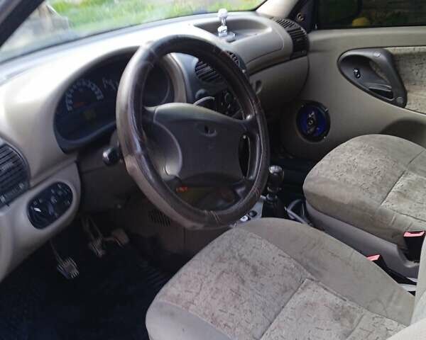 Сірий ВАЗ 1119 Калина, об'ємом двигуна 1.6 л та пробігом 155 тис. км за 1200 $, фото 10 на Automoto.ua