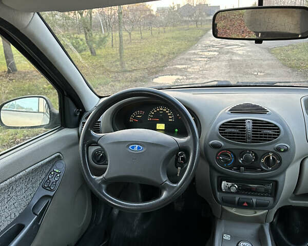 Серый ВАЗ 1119 Калина, объемом двигателя 1.6 л и пробегом 98 тыс. км за 1999 $, фото 23 на Automoto.ua