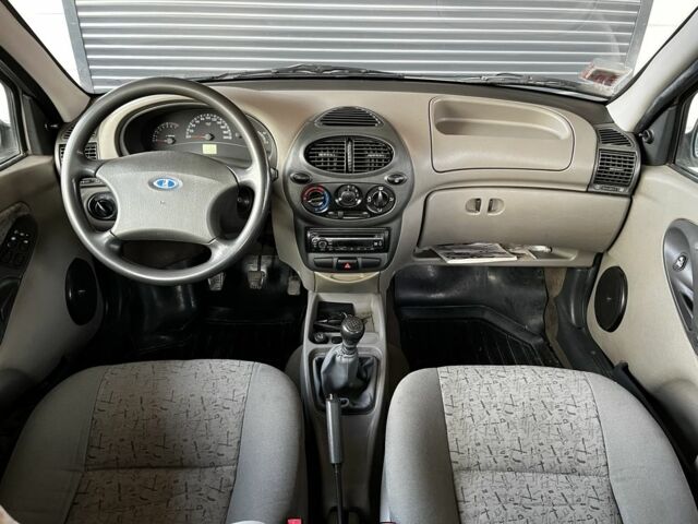 Серый ВАЗ 1119 Калина, объемом двигателя 1.6 л и пробегом 96 тыс. км за 1700 $, фото 5 на Automoto.ua