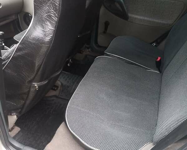 Серый ВАЗ 1119 Калина, объемом двигателя 1.6 л и пробегом 186 тыс. км за 1600 $, фото 12 на Automoto.ua