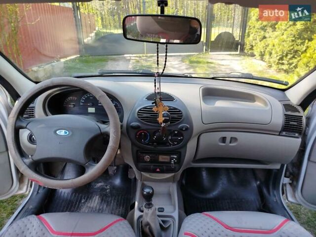 Серый ВАЗ 1119 Калина, объемом двигателя 1.6 л и пробегом 142 тыс. км за 1800 $, фото 9 на Automoto.ua