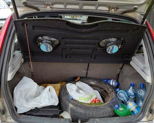 Сірий ВАЗ 1119 Калина, об'ємом двигуна 1.39 л та пробігом 205 тис. км за 3000 $, фото 8 на Automoto.ua