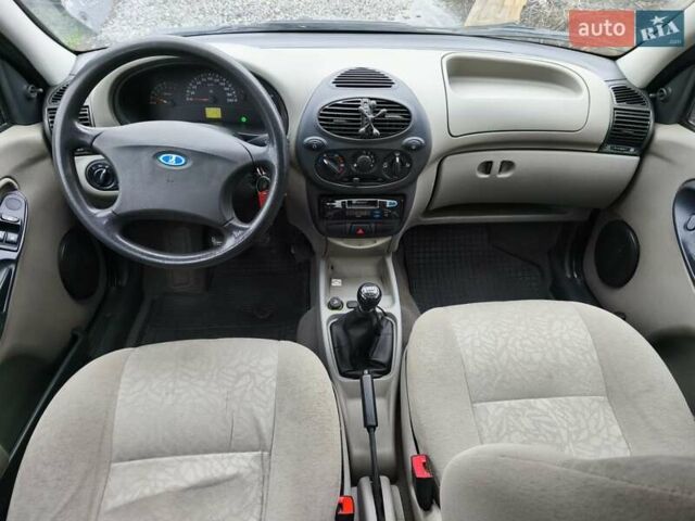 Сірий ВАЗ 1119 Калина, об'ємом двигуна 1.6 л та пробігом 105 тис. км за 2650 $, фото 7 на Automoto.ua