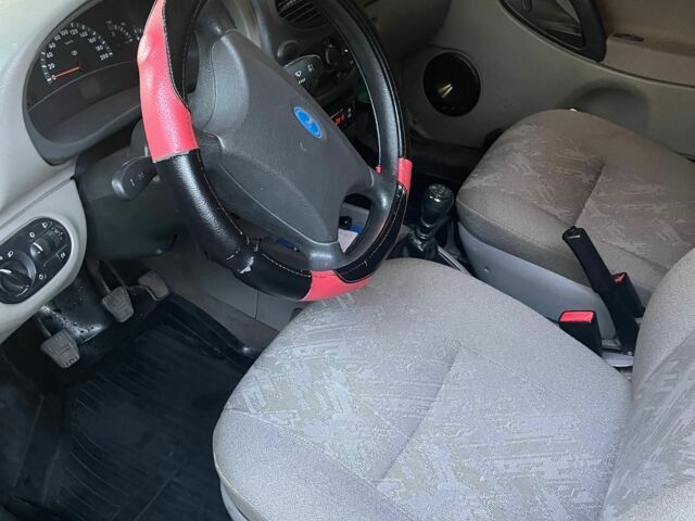 Сірий ВАЗ 1119 Калина, об'ємом двигуна 1.6 л та пробігом 147 тис. км за 3000 $, фото 4 на Automoto.ua