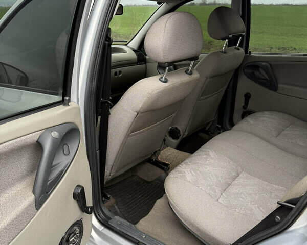 Серый ВАЗ 1119 Калина, объемом двигателя 1.39 л и пробегом 90 тыс. км за 2700 $, фото 8 на Automoto.ua