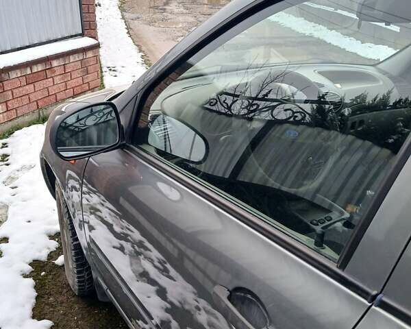 Серый ВАЗ 1119 Калина, объемом двигателя 1.6 л и пробегом 118 тыс. км за 2500 $, фото 5 на Automoto.ua