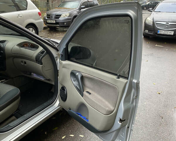 Серый ВАЗ 1119 Калина, объемом двигателя 1.39 л и пробегом 90 тыс. км за 2300 $, фото 6 на Automoto.ua