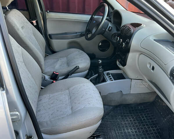 Серый ВАЗ 1119 Калина, объемом двигателя 1.6 л и пробегом 210 тыс. км за 1800 $, фото 11 на Automoto.ua