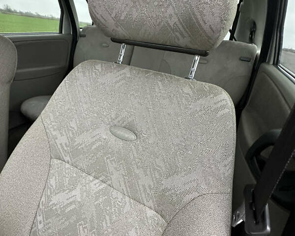 Серый ВАЗ 1119 Калина, объемом двигателя 1.39 л и пробегом 90 тыс. км за 2700 $, фото 7 на Automoto.ua