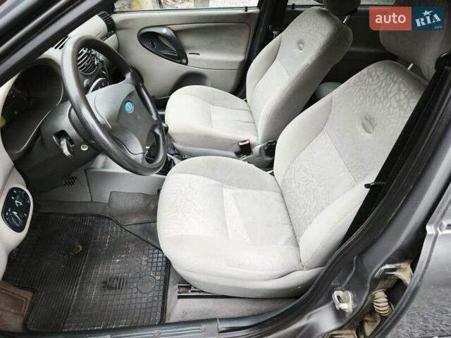 Сірий ВАЗ 1119 Калина, об'ємом двигуна 1.6 л та пробігом 105 тис. км за 2650 $, фото 6 на Automoto.ua