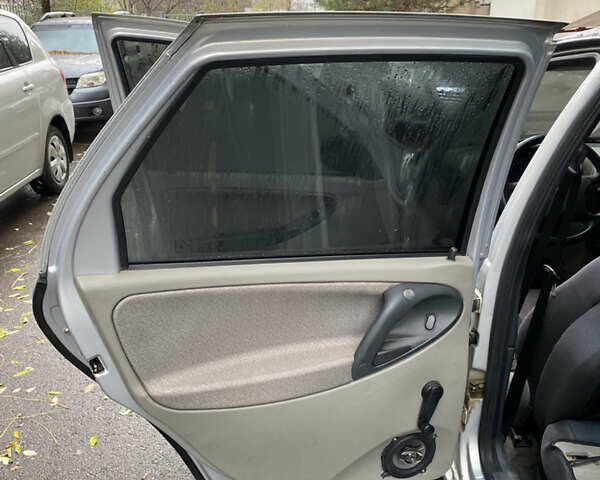 Серый ВАЗ 1119 Калина, объемом двигателя 1.39 л и пробегом 90 тыс. км за 2300 $, фото 11 на Automoto.ua