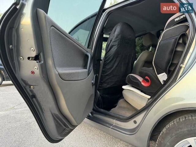 Сірий ВАЗ 1119 Калина, об'ємом двигуна 1.6 л та пробігом 92 тис. км за 3700 $, фото 12 на Automoto.ua