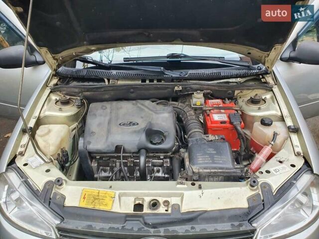 Сірий ВАЗ 1119 Калина, об'ємом двигуна 1.6 л та пробігом 136 тис. км за 3000 $, фото 4 на Automoto.ua