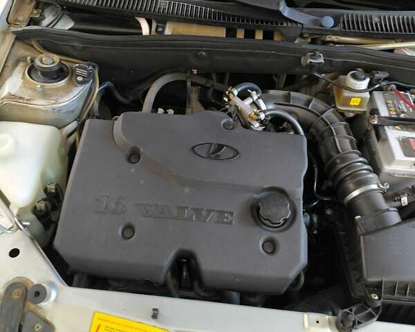 Сірий ВАЗ 1119 Калина, об'ємом двигуна 1.4 л та пробігом 50 тис. км за 4000 $, фото 4 на Automoto.ua