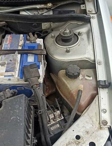 Серый ВАЗ 1119 Калина, объемом двигателя 1.4 л и пробегом 190 тыс. км за 2200 $, фото 11 на Automoto.ua