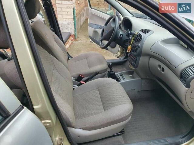Сірий ВАЗ 1119 Калина, об'ємом двигуна 1.6 л та пробігом 136 тис. км за 3000 $, фото 5 на Automoto.ua