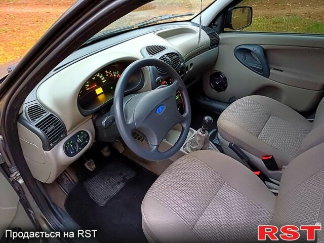 Сірий ВАЗ 1119 Калина, об'ємом двигуна 1.6 л та пробігом 116 тис. км за 3500 $, фото 6 на Automoto.ua