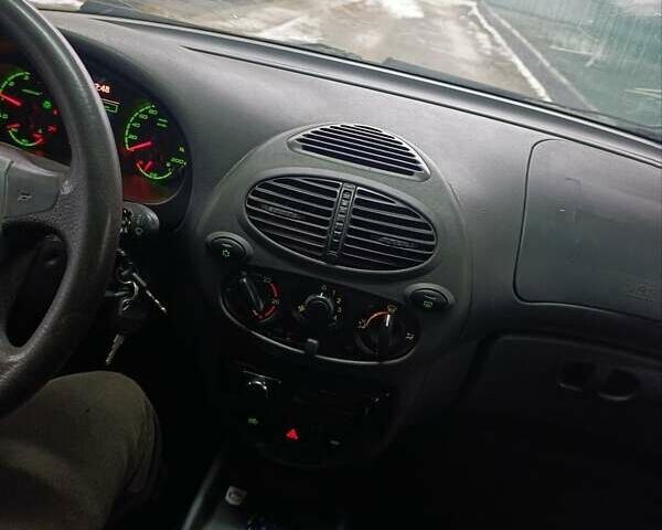 Серый ВАЗ 1119 Калина, объемом двигателя 1.6 л и пробегом 143 тыс. км за 2000 $, фото 3 на Automoto.ua