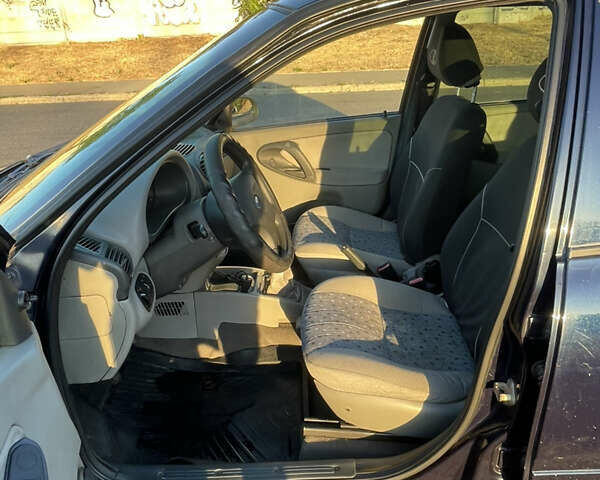Синій ВАЗ 1119 Калина, об'ємом двигуна 1.6 л та пробігом 137 тис. км за 2200 $, фото 5 на Automoto.ua