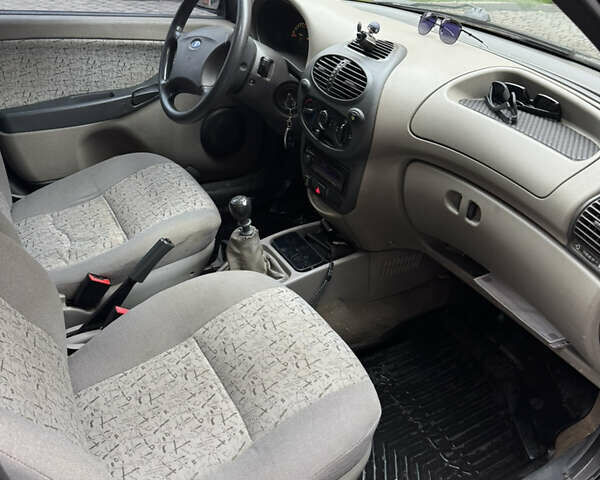 Синий ВАЗ 1119 Калина, объемом двигателя 1.6 л и пробегом 176 тыс. км за 1900 $, фото 9 на Automoto.ua