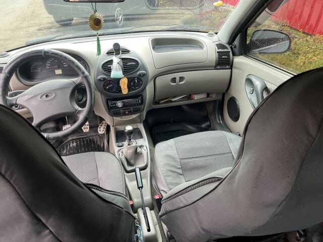 Синій ВАЗ 1119 Калина, об'ємом двигуна 1.6 л та пробігом 120 тис. км за 1500 $, фото 6 на Automoto.ua