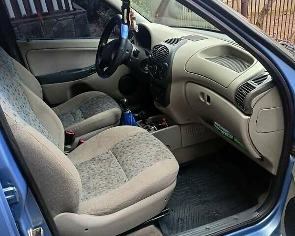 Синий ВАЗ 1119 Калина, объемом двигателя 1.6 л и пробегом 194 тыс. км за 2100 $, фото 9 на Automoto.ua