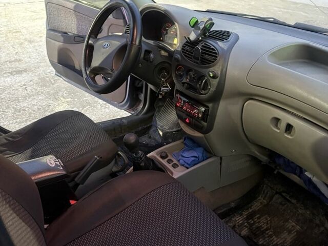 Синий ВАЗ 1119 Калина, объемом двигателя 1.6 л и пробегом 173 тыс. км за 1500 $, фото 6 на Automoto.ua