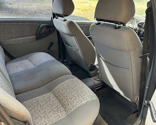 Синий ВАЗ 1119 Калина, объемом двигателя 1.6 л и пробегом 198 тыс. км за 1400 $, фото 8 на Automoto.ua