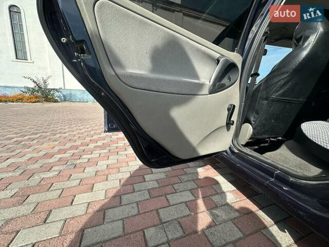 Синій ВАЗ 1119 Калина, об'ємом двигуна 1.6 л та пробігом 119 тис. км за 2100 $, фото 11 на Automoto.ua