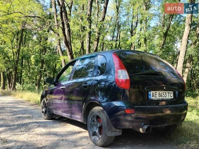 Синий ВАЗ 1119 Калина, объемом двигателя 1.6 л и пробегом 375 тыс. км за 2199 $, фото 2 на Automoto.ua