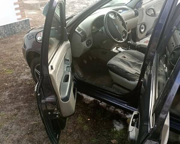 Синий ВАЗ 1119 Калина, объемом двигателя 1.6 л и пробегом 144 тыс. км за 2200 $, фото 3 на Automoto.ua