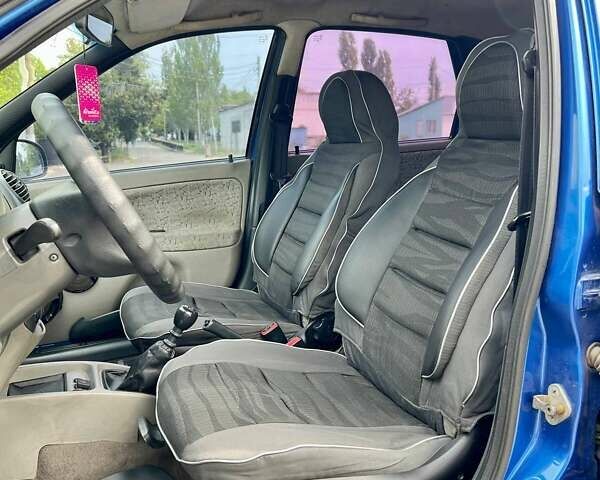 Синій ВАЗ 1119 Калина, об'ємом двигуна 1.6 л та пробігом 273 тис. км за 2499 $, фото 10 на Automoto.ua