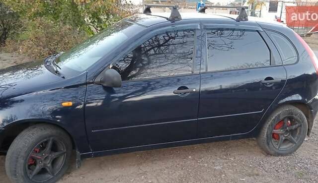 Синий ВАЗ 1119 Калина, объемом двигателя 1.39 л и пробегом 160 тыс. км за 3000 $, фото 3 на Automoto.ua