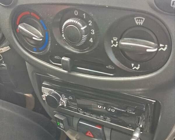 Синій ВАЗ 1119 Калина, об'ємом двигуна 1.39 л та пробігом 176 тис. км за 2800 $, фото 16 на Automoto.ua