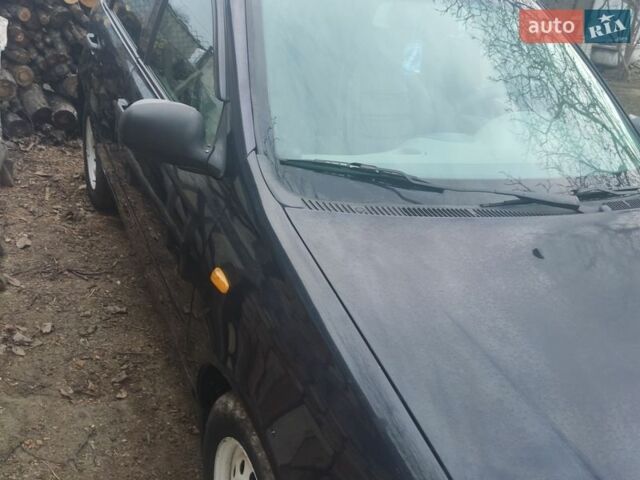 Синий ВАЗ 1119 Калина, объемом двигателя 1.6 л и пробегом 190 тыс. км за 1826 $, фото 1 на Automoto.ua