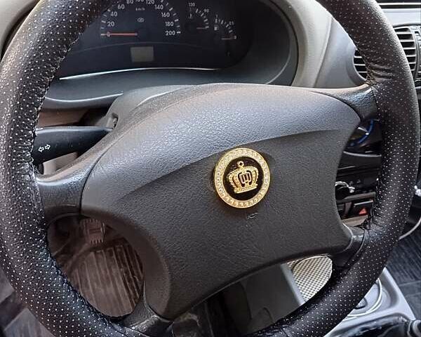Синій ВАЗ 1119 Калина, об'ємом двигуна 1.39 л та пробігом 176 тис. км за 2800 $, фото 1 на Automoto.ua
