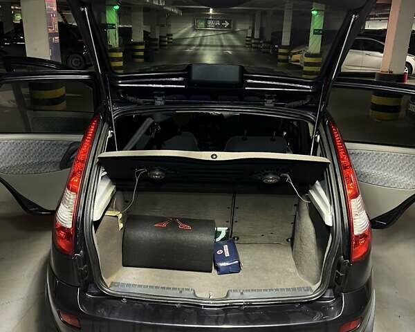 Синій ВАЗ 1119 Калина, об'ємом двигуна 1.6 л та пробігом 196 тис. км за 2500 $, фото 10 на Automoto.ua