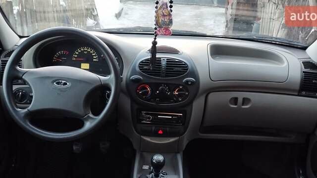 Синий ВАЗ 1119 Калина, объемом двигателя 1.39 л и пробегом 134 тыс. км за 2400 $, фото 17 на Automoto.ua