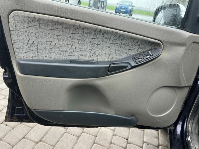 Синий ВАЗ 1119 Калина, объемом двигателя 1.6 л и пробегом 170 тыс. км за 1100 $, фото 7 на Automoto.ua