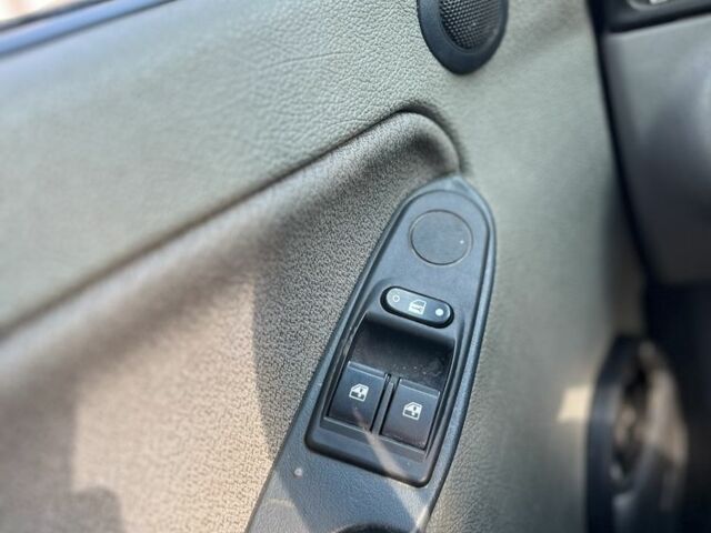 Синій ВАЗ 1119 Калина, об'ємом двигуна 1.6 л та пробігом 200 тис. км за 2200 $, фото 11 на Automoto.ua