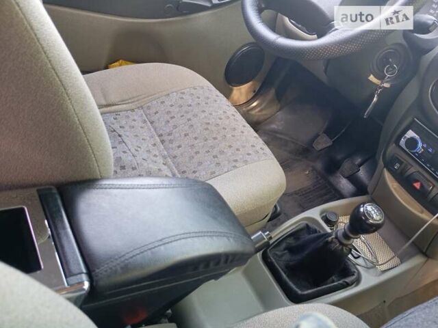 Синій ВАЗ 1119 Калина, об'ємом двигуна 1.39 л та пробігом 176 тис. км за 2800 $, фото 2 на Automoto.ua