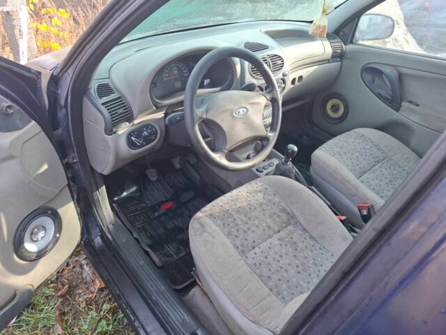 Синий ВАЗ 1119 Калина, объемом двигателя 1.6 л и пробегом 200 тыс. км за 1200 $, фото 6 на Automoto.ua