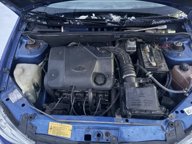 Синий ВАЗ 1119 Калина, объемом двигателя 1.6 л и пробегом 200 тыс. км за 999 $, фото 8 на Automoto.ua