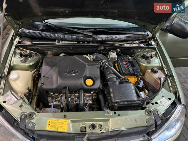 Зелений ВАЗ 1119 Калина, об'ємом двигуна 1.6 л та пробігом 198 тис. км за 2000 $, фото 17 на Automoto.ua