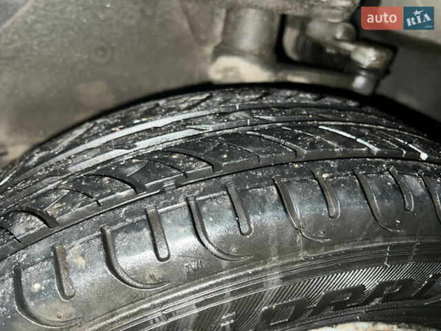 Зелений ВАЗ 1119 Калина, об'ємом двигуна 1.6 л та пробігом 198 тис. км за 2000 $, фото 8 на Automoto.ua